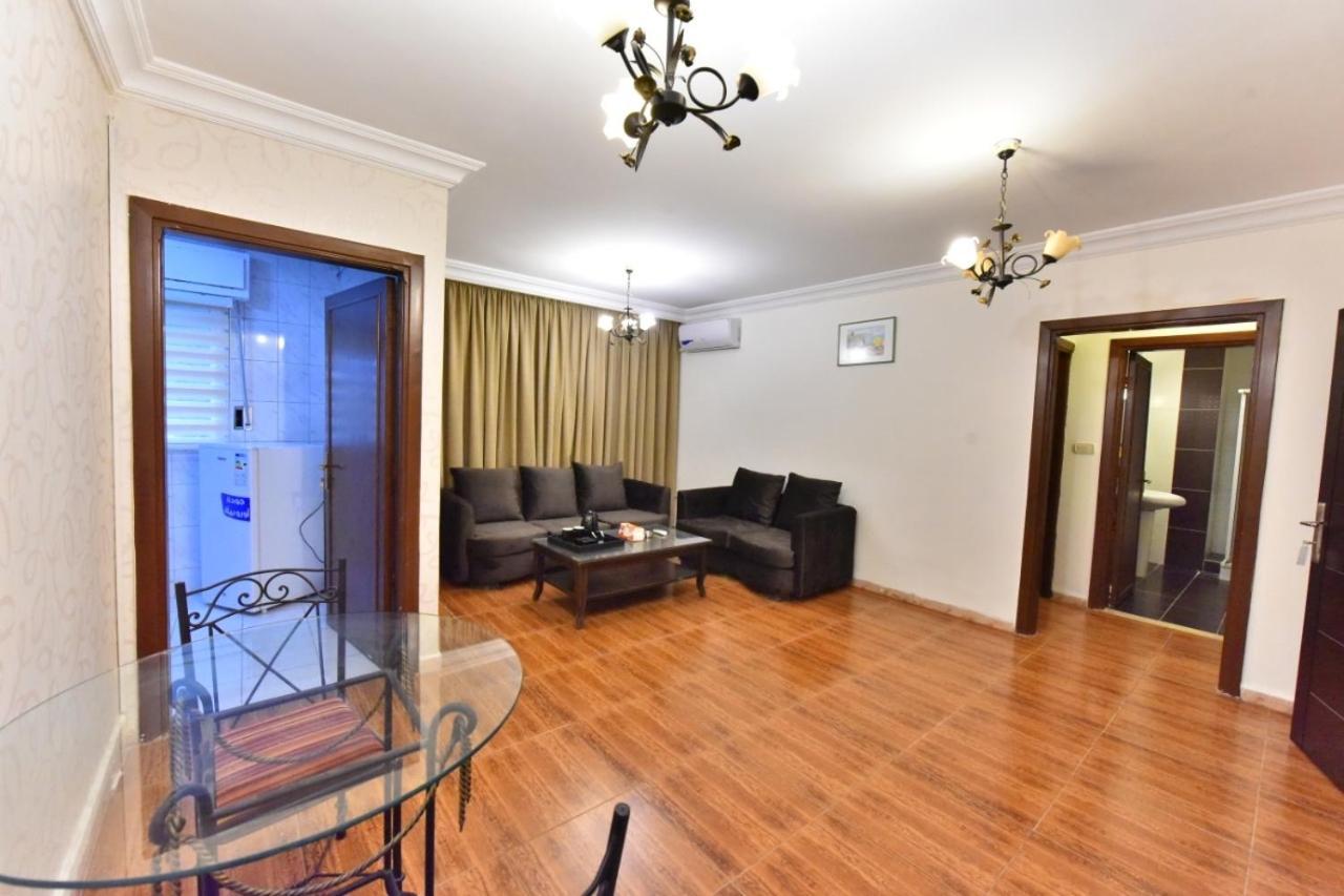 Al Farooq Hotel Apartments Amman Exteriör bild