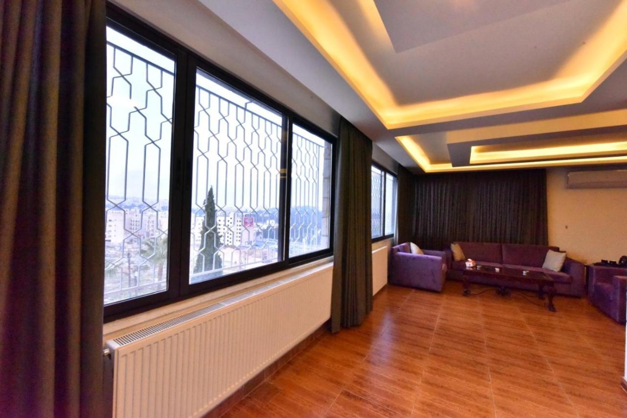 Al Farooq Hotel Apartments Amman Exteriör bild
