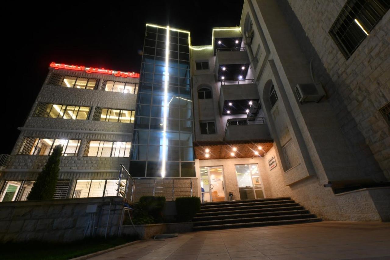 Al Farooq Hotel Apartments Amman Exteriör bild
