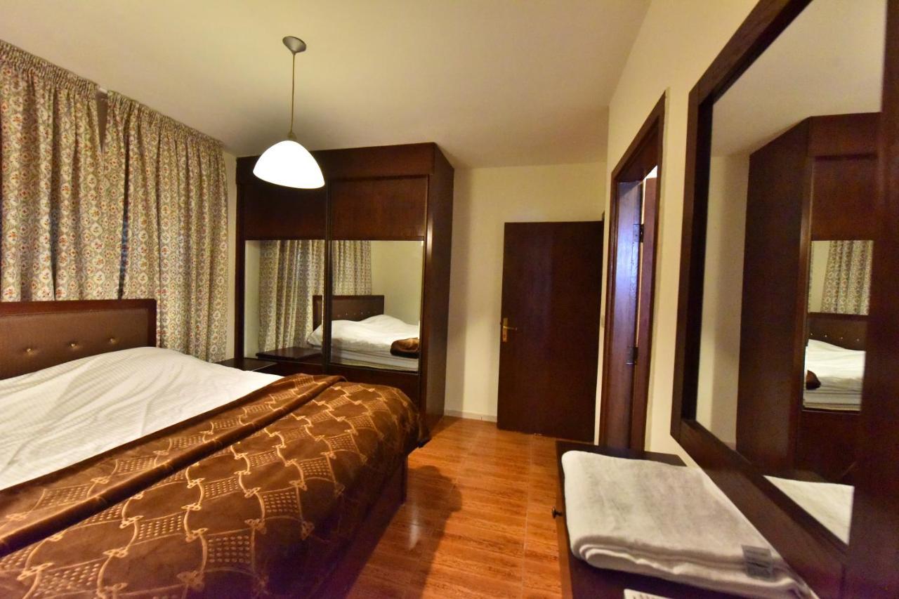 Al Farooq Hotel Apartments Amman Exteriör bild